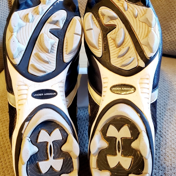 ☆HOST PICK☆ Under Armour Mens Cleats Size 10 Black
